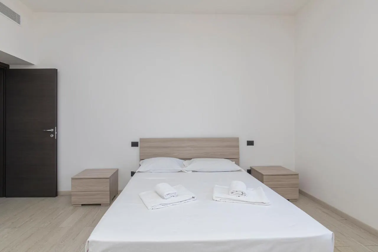 I Host Apartment - Asiago 4 Milan