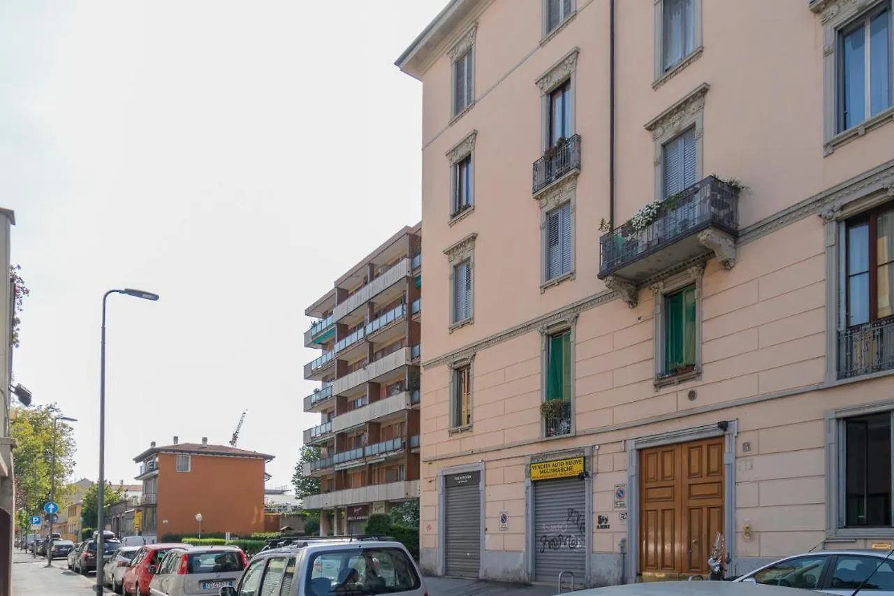 I Host Apartment - Asiago 4 Milan